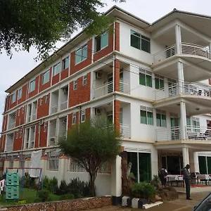 Hotel Marphie, Entebbe